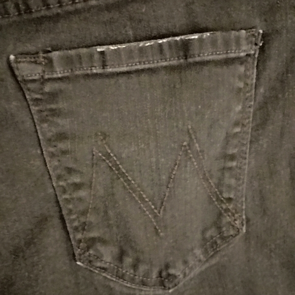 Mother High Waisted Looker Jeans in Not Guilty, Size 29 - Picture 12 of 16